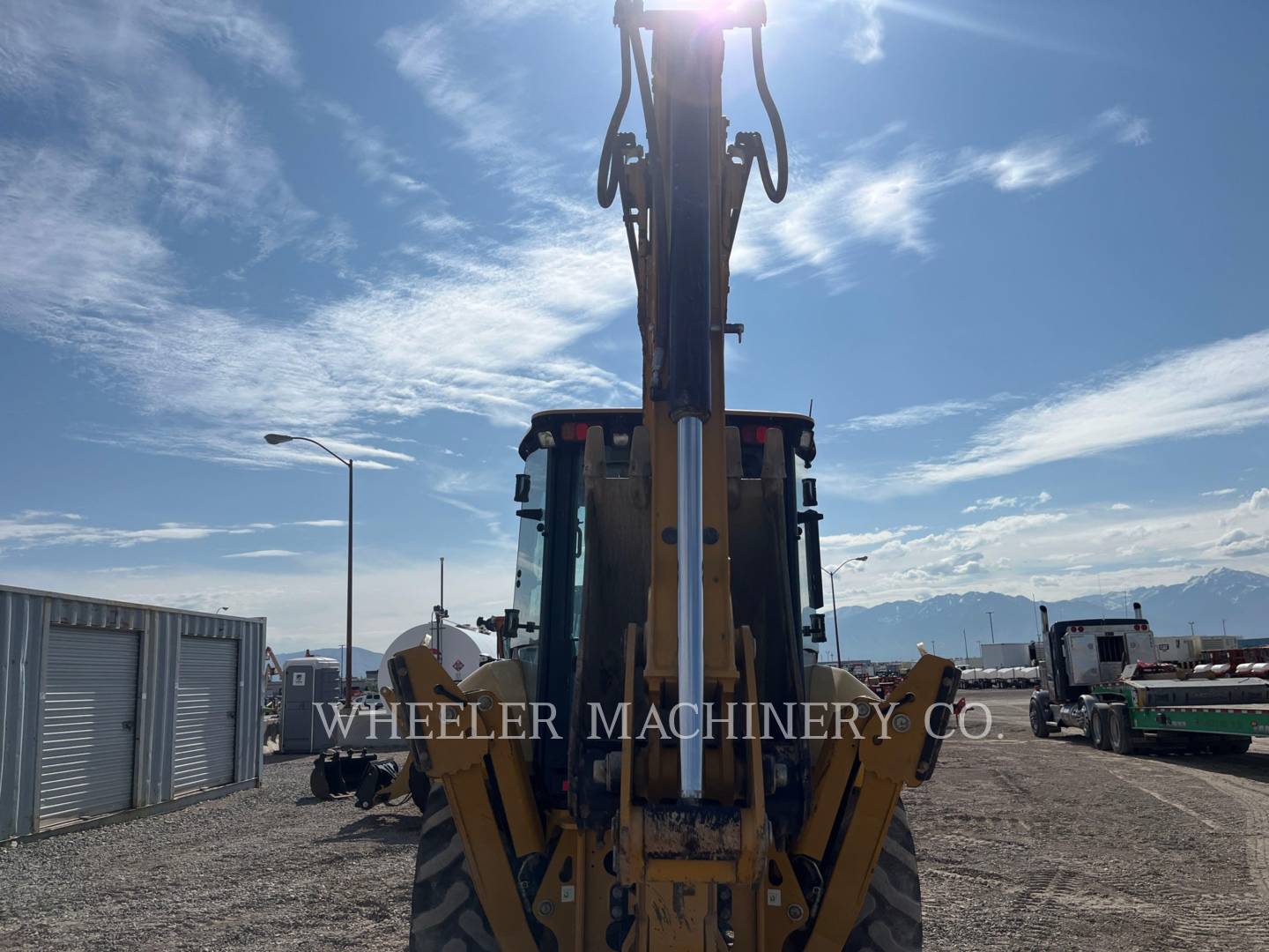 2022 Caterpillar 420 Tractor Loader Backhoe