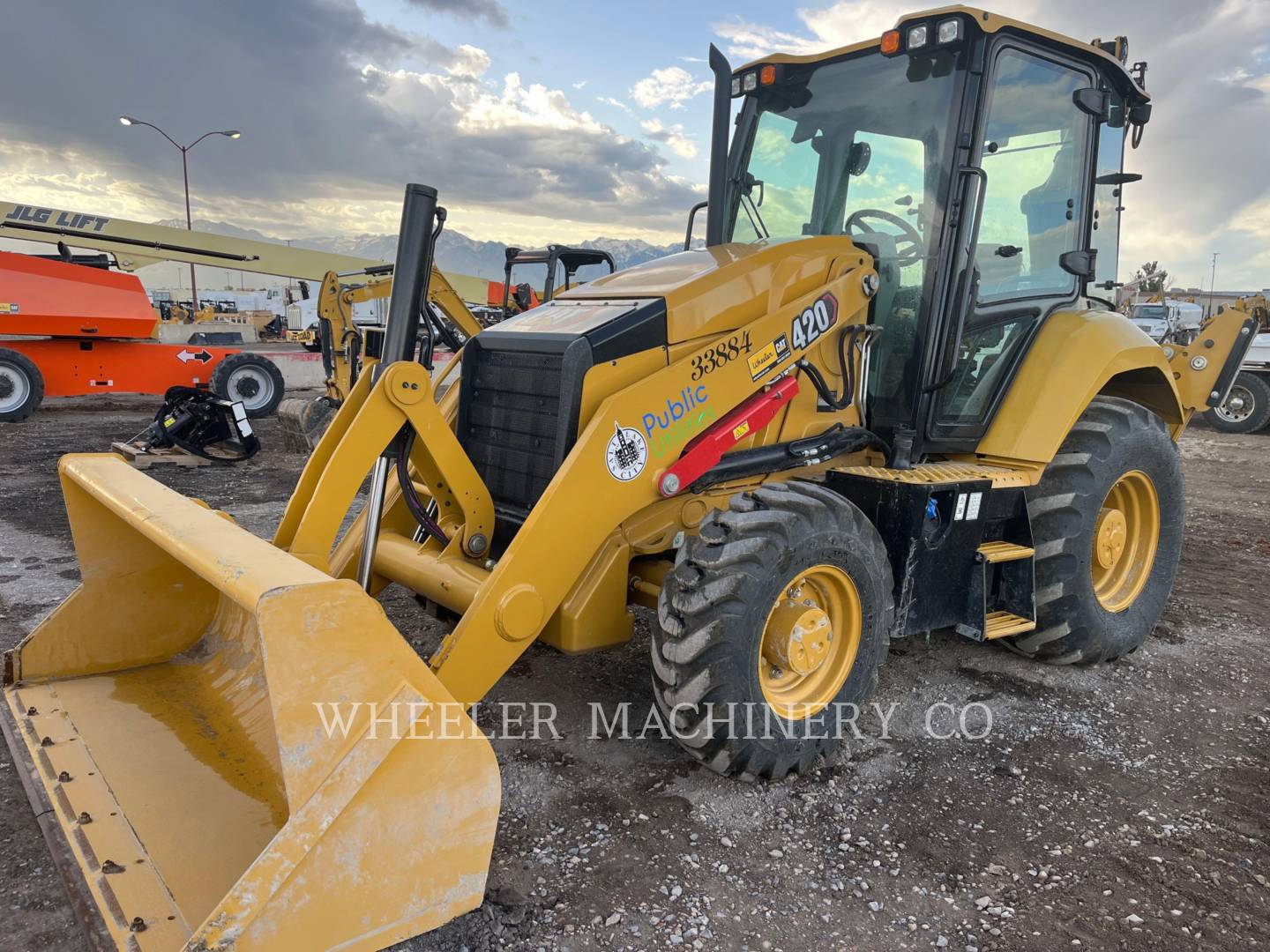 2022 Caterpillar 420 Tractor Loader Backhoe