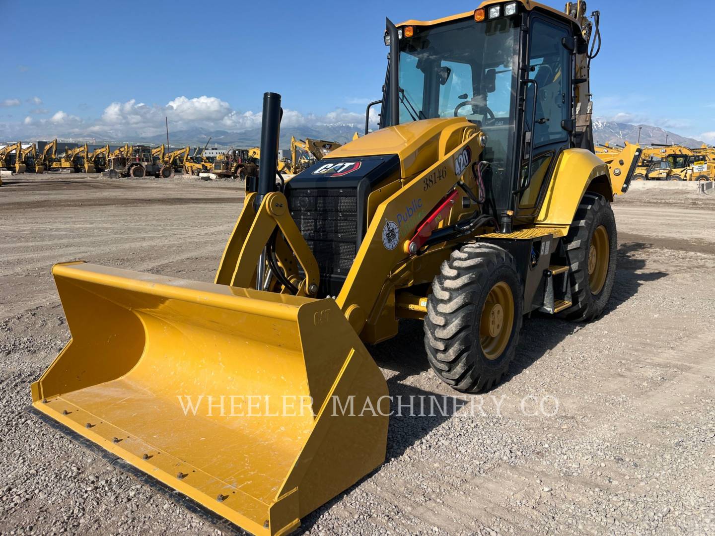 2022 Caterpillar 420 Tractor Loader Backhoe