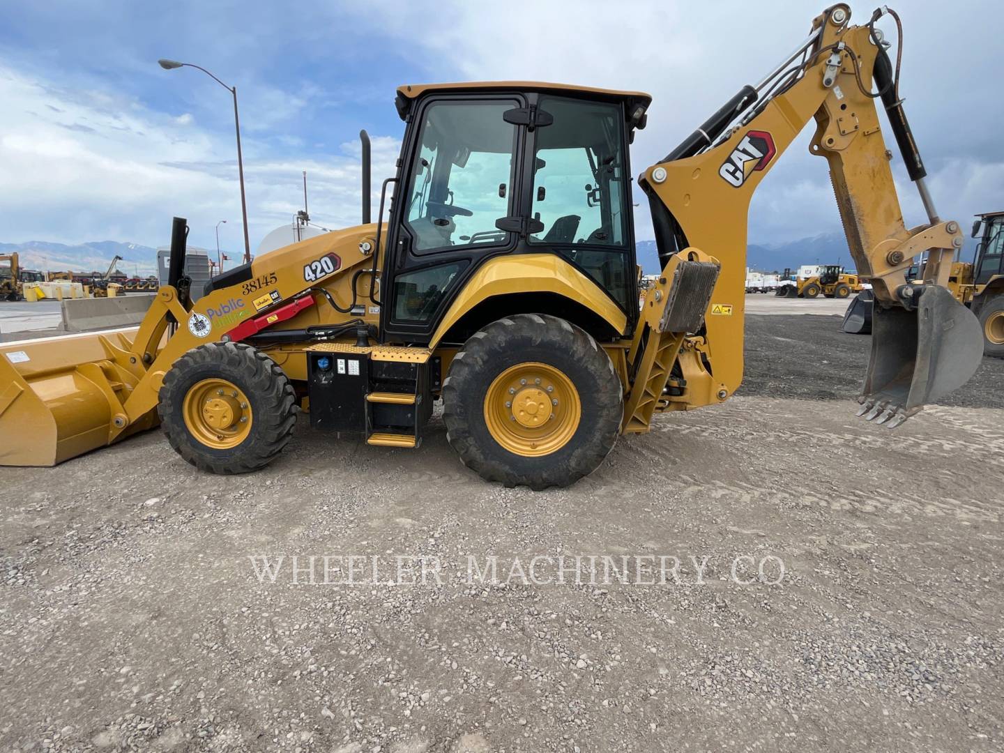 2022 Caterpillar 420 Tractor Loader Backhoe