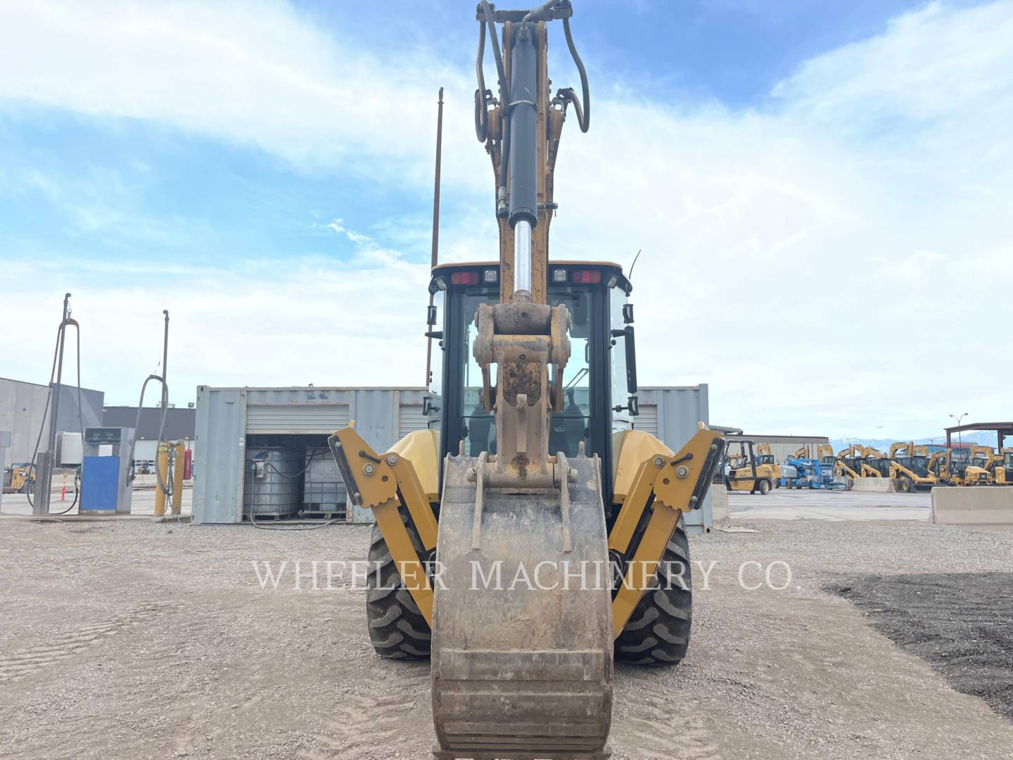 2022 Caterpillar 420 Tractor Loader Backhoe