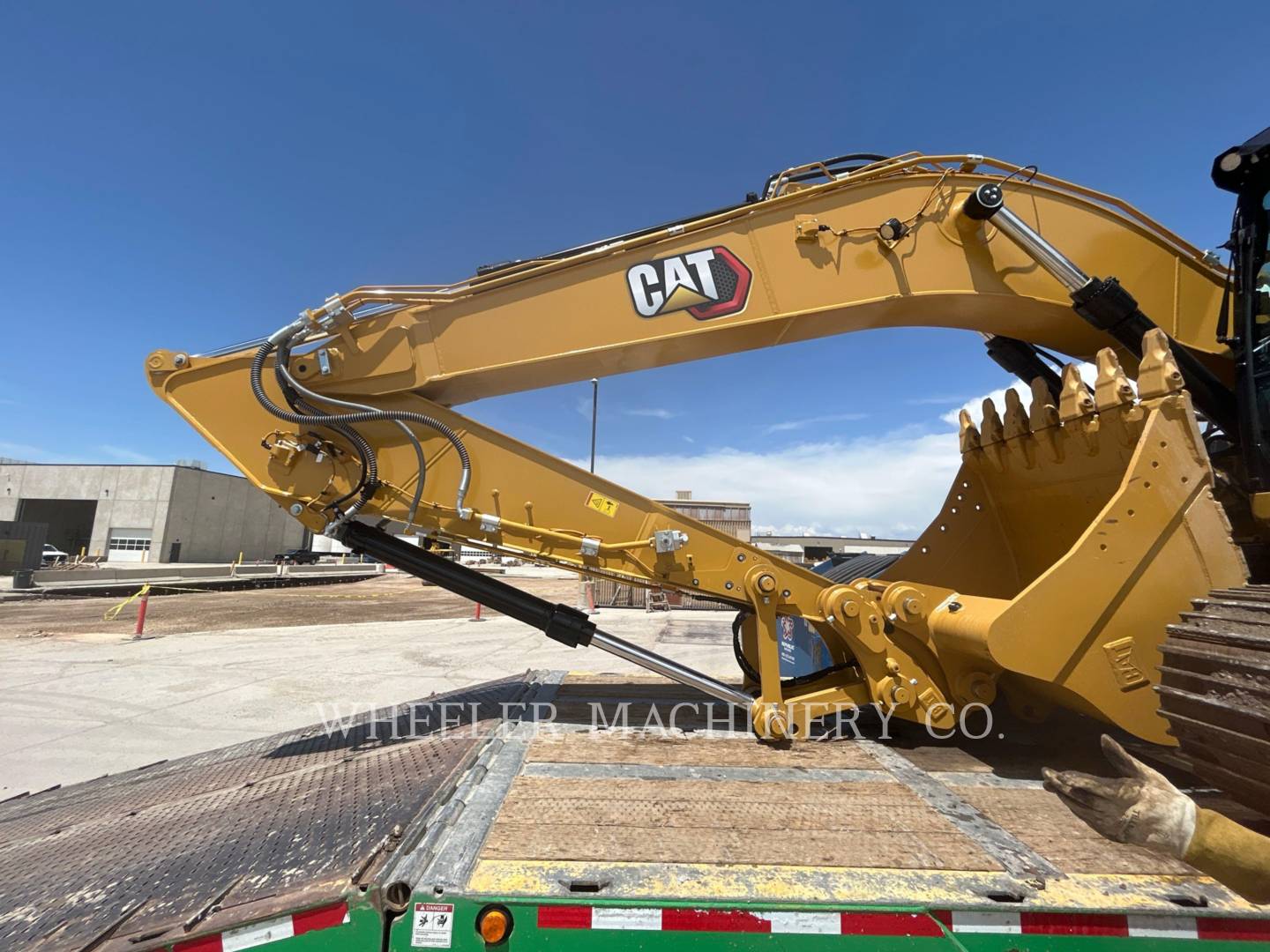 2023 Caterpillar 323 CF Excavator