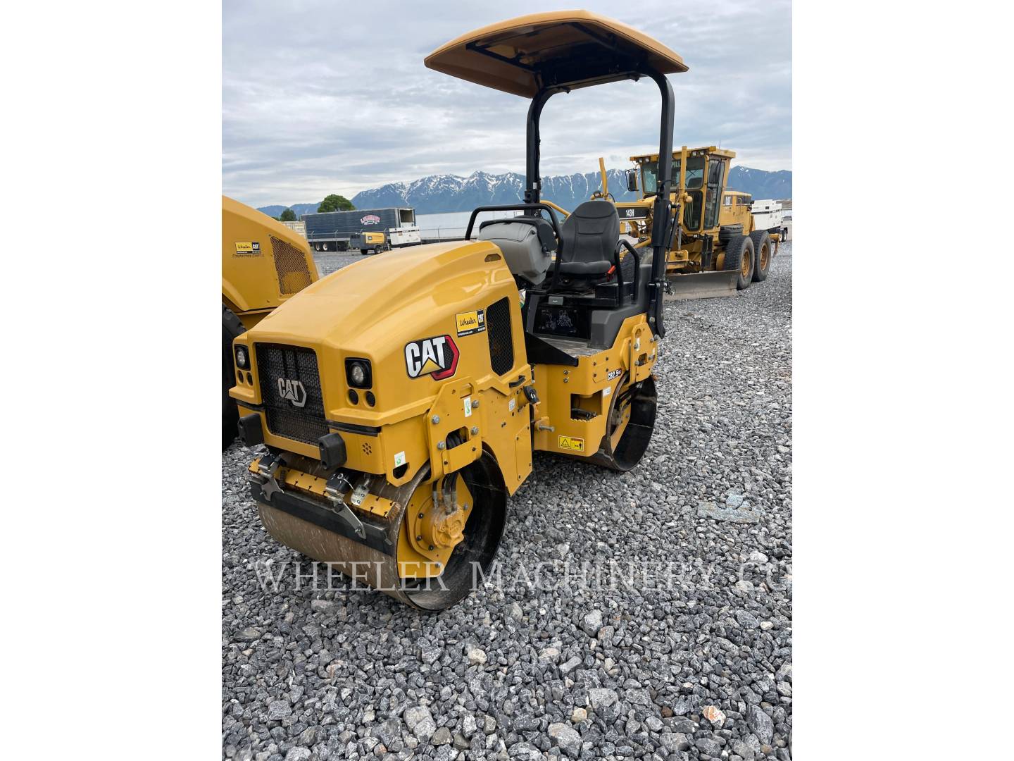 2023 Caterpillar CB2.5 GC Vibratory Double