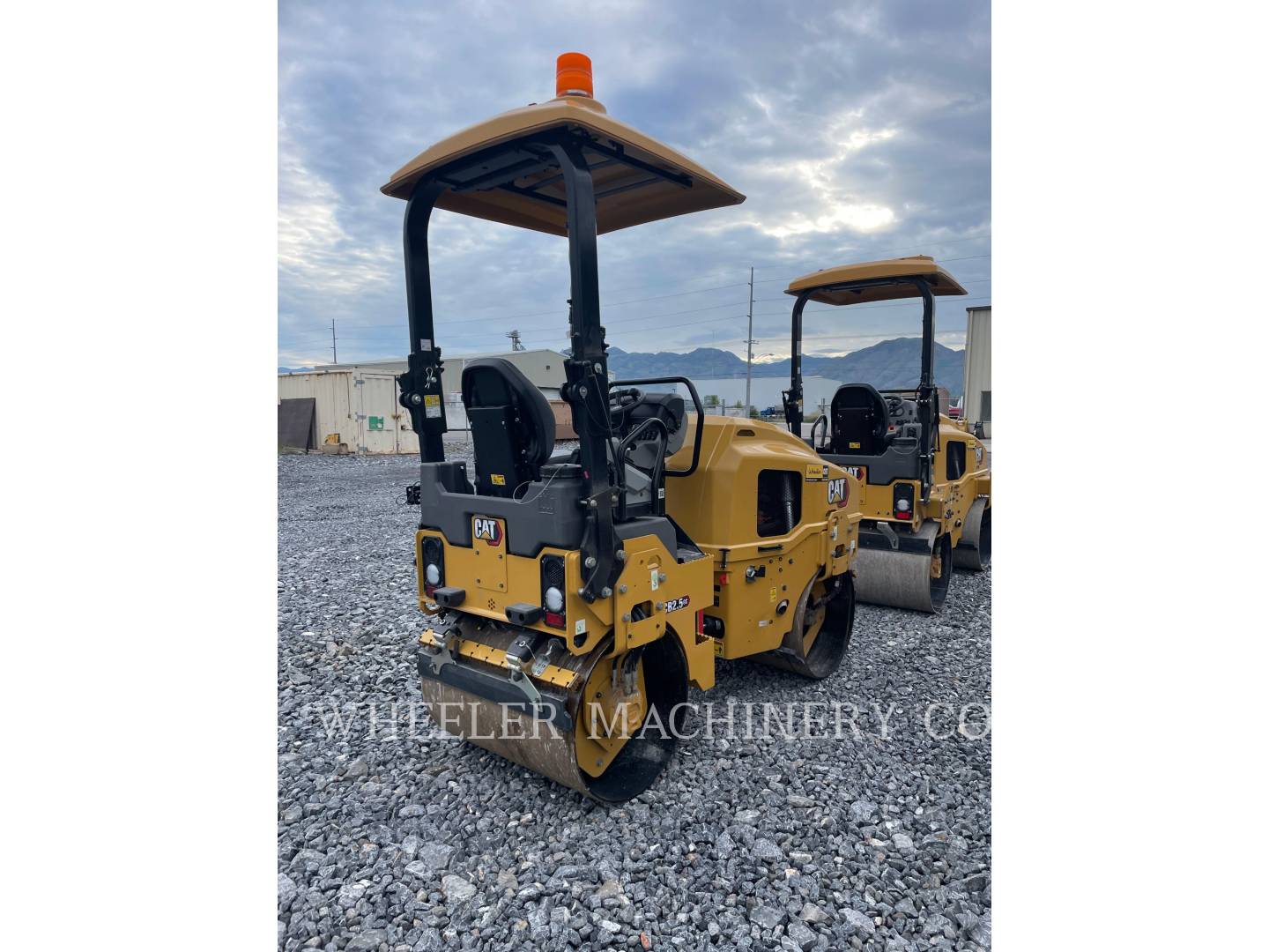 2023 Caterpillar CB2.5 GC Vibratory Double