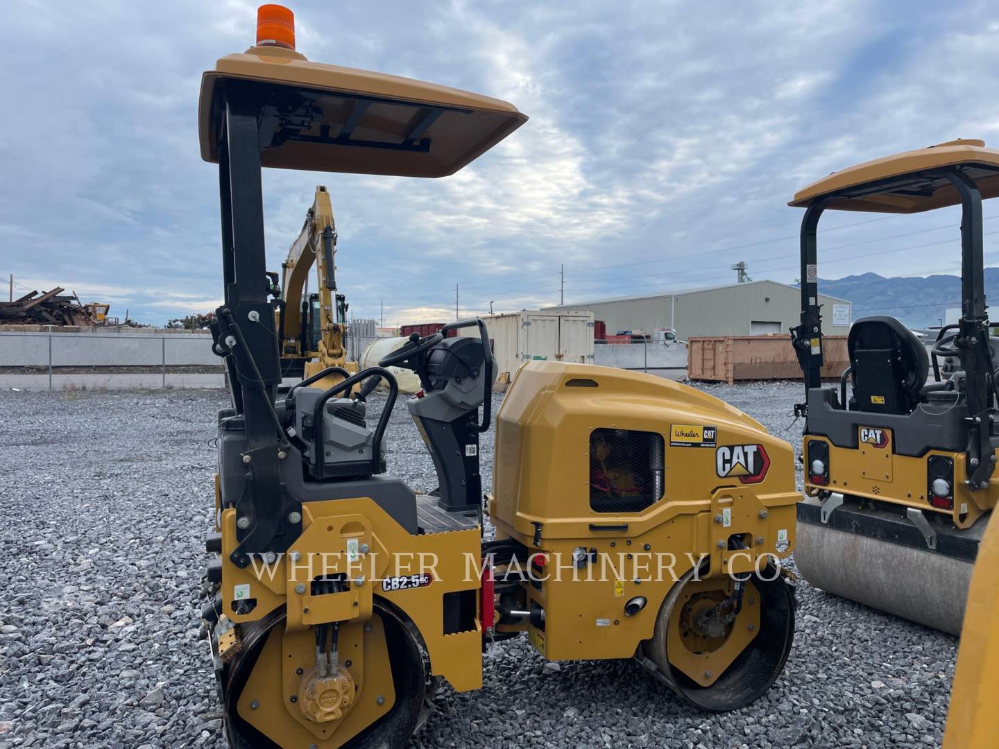 2023 Caterpillar CB2.5 GC Vibratory Double