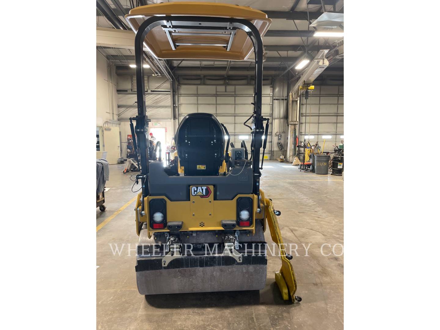 2023 Caterpillar CB2.7 Vibratory Double