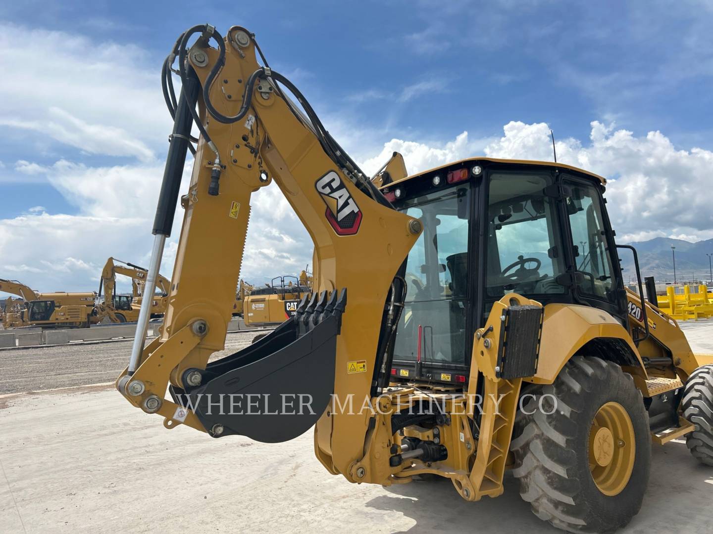 2023 Caterpillar 420 CF Tractor Loader Backhoe