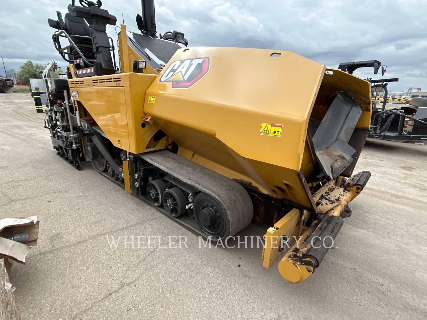 2022 Caterpillar AP655 Paver