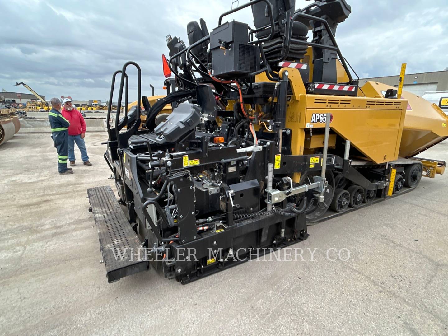 2022 Caterpillar AP655 Paver