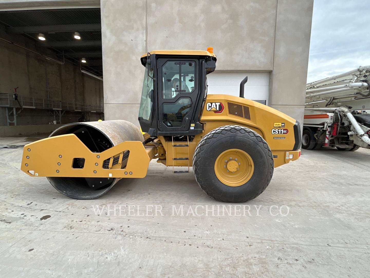 2023 Caterpillar CS11 GC Vibratory Single