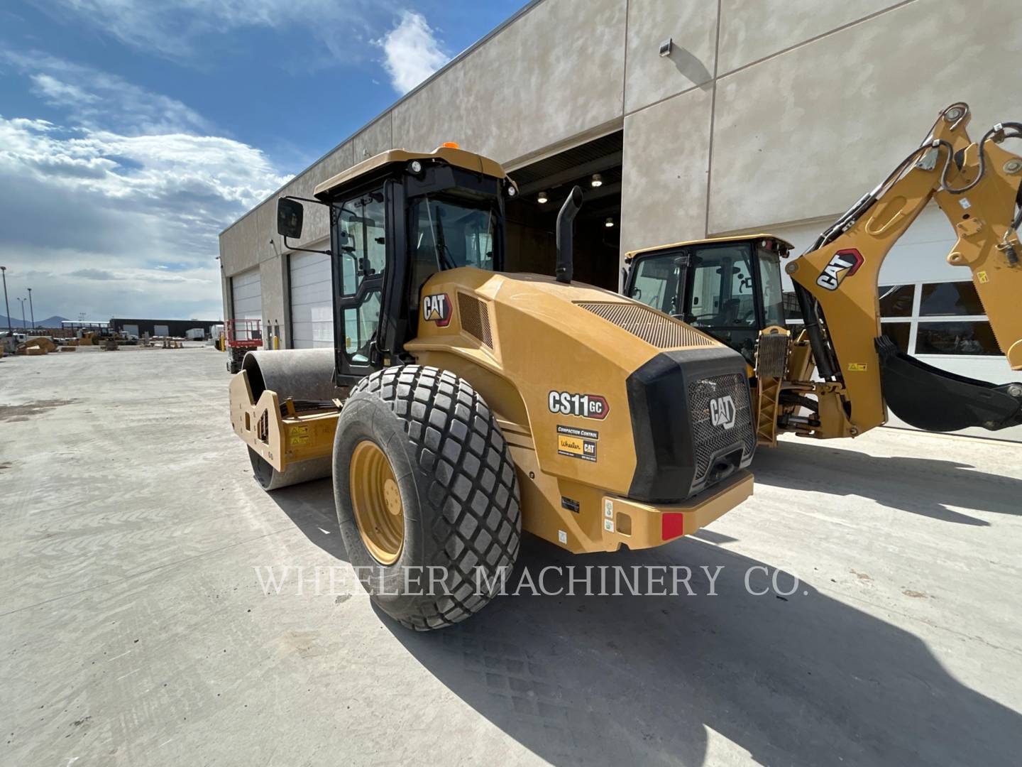 2023 Caterpillar CS11 GC Vibratory Single