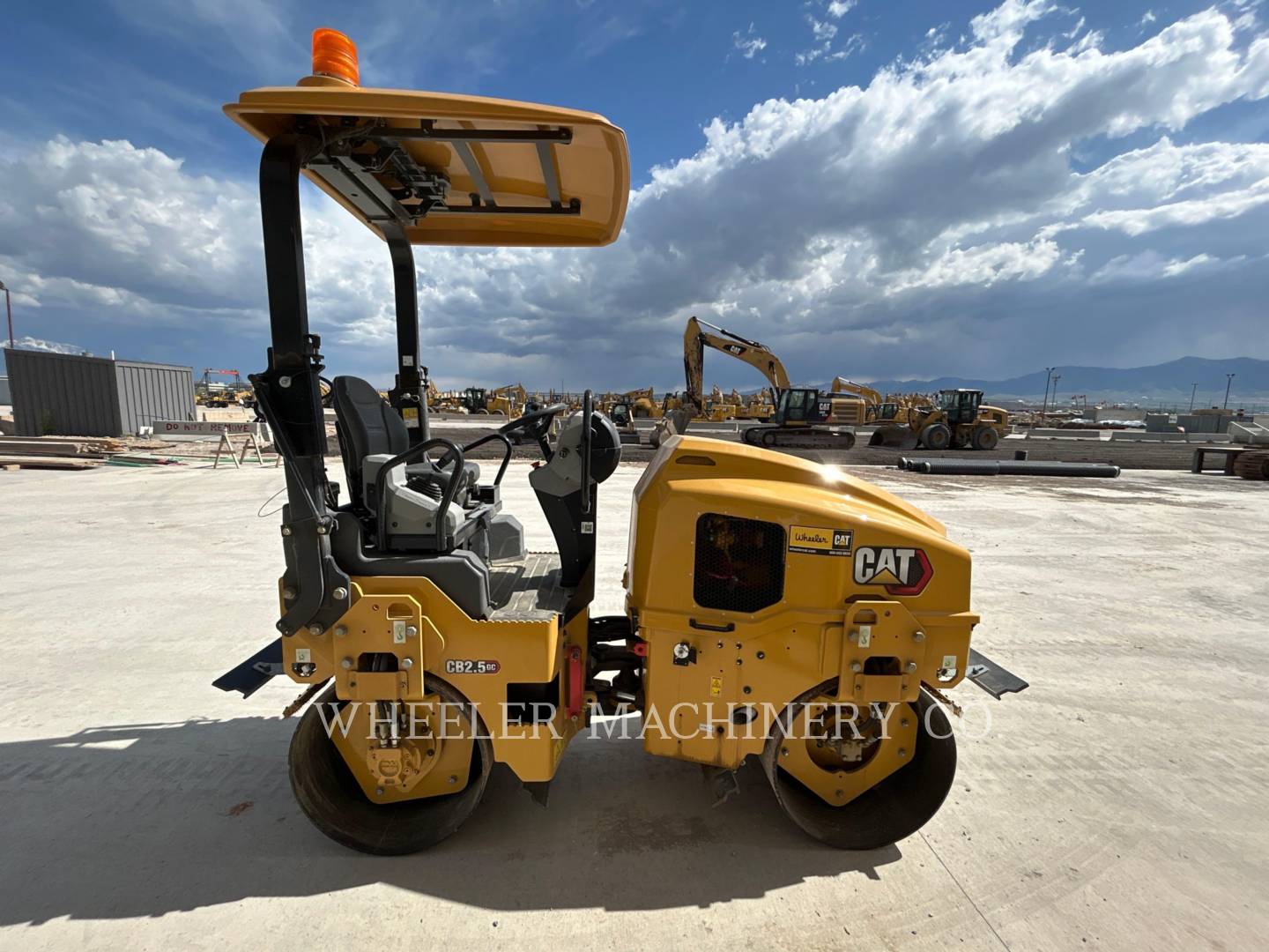 2023 Caterpillar CB2.5 GC Vibratory Double