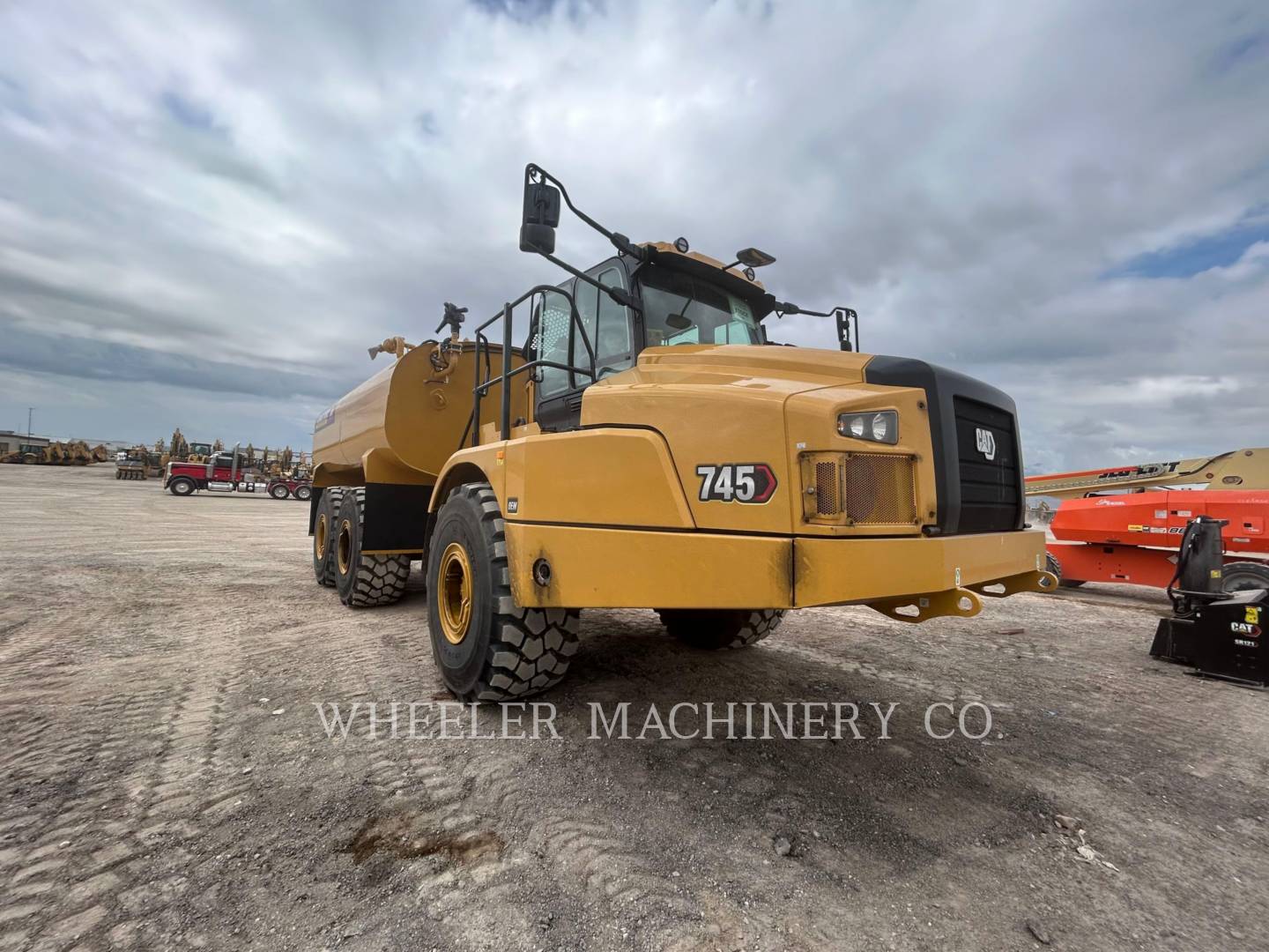 2023 Caterpillar WT 745 Articulated Truck