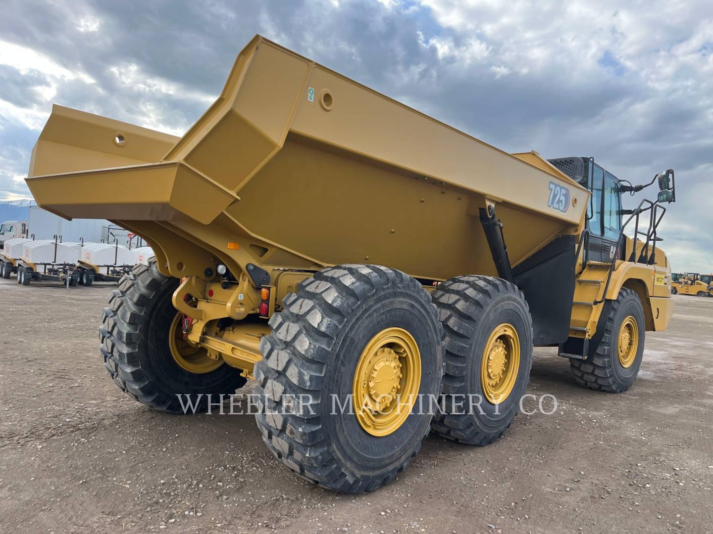 2023 Caterpillar 725 Articulated Truck