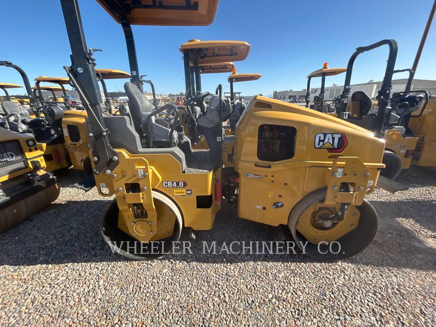 2023 Caterpillar CB4.0 Vibratory Double