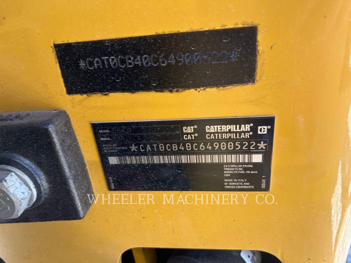 2023 Caterpillar CB4.0 Vibratory Double