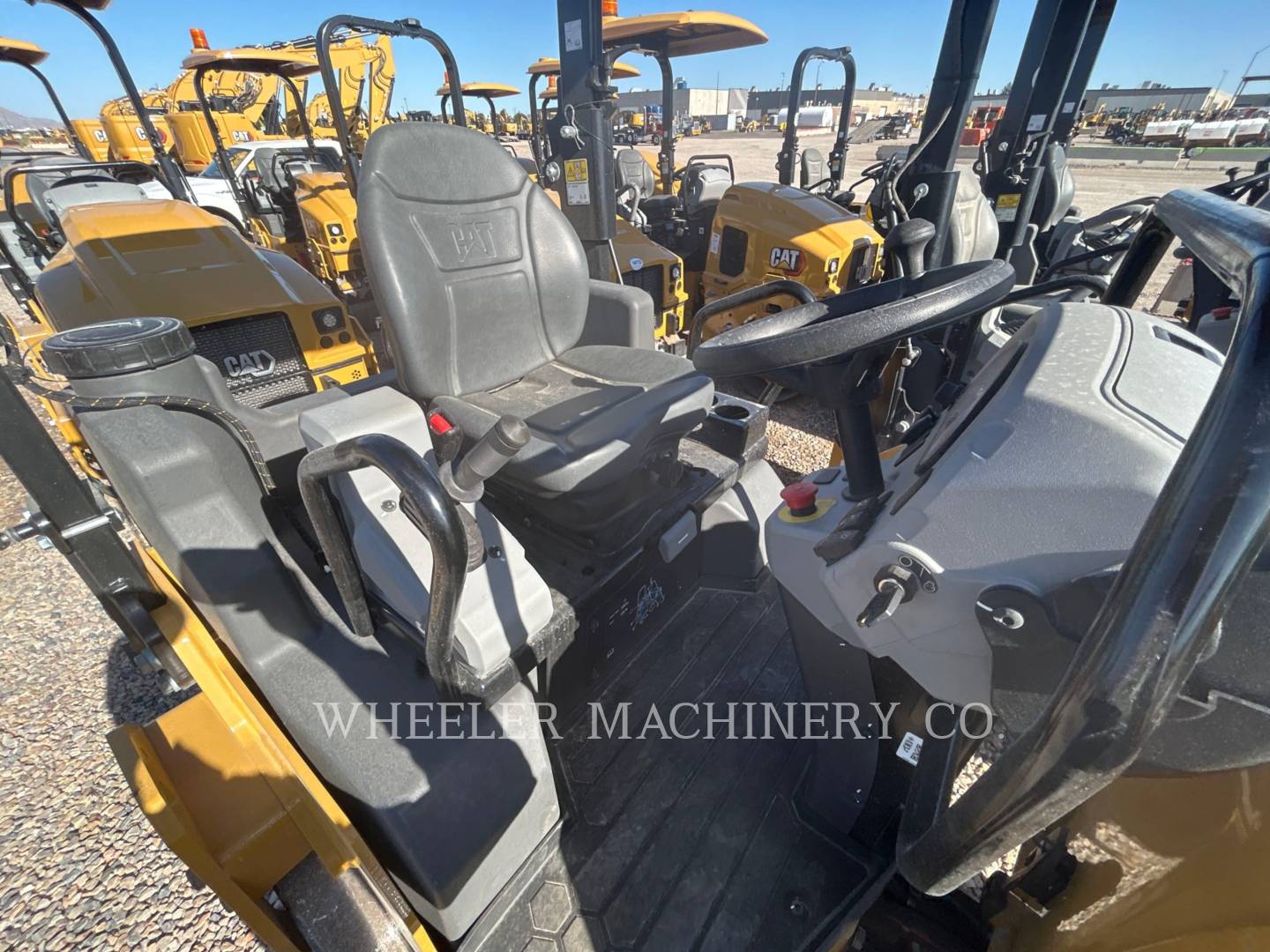 2023 Caterpillar CB4.0 Vibratory Double