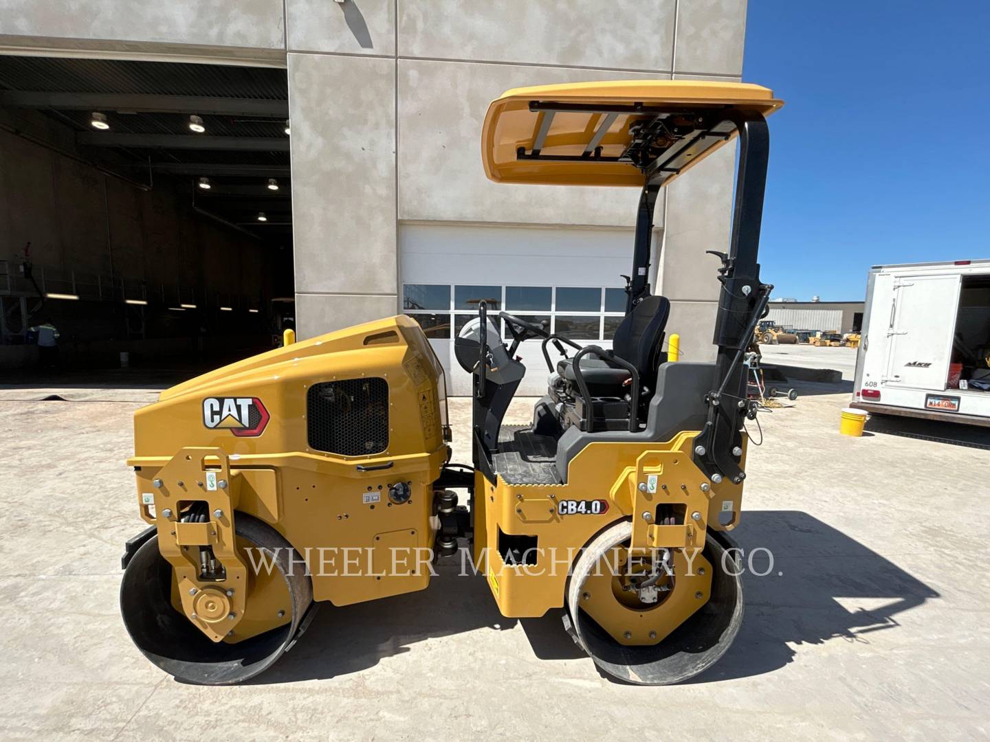 2023 Caterpillar CB4.0 Vibratory Double