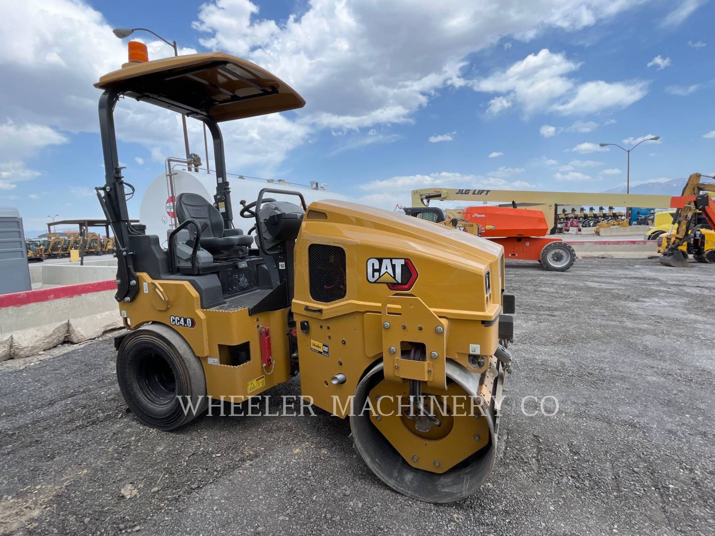 2023 Caterpillar CC4.0 Roller