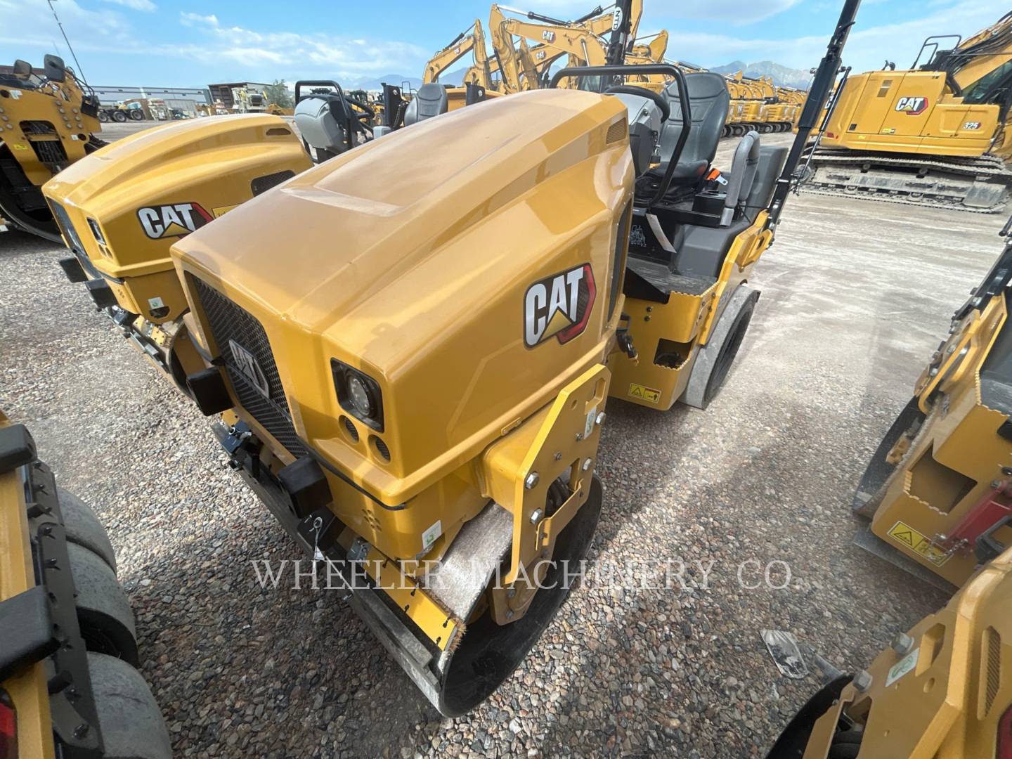 2023 Caterpillar CC4.0 Roller