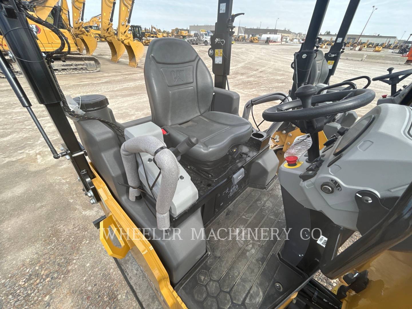 2023 Caterpillar CC4.0 Roller