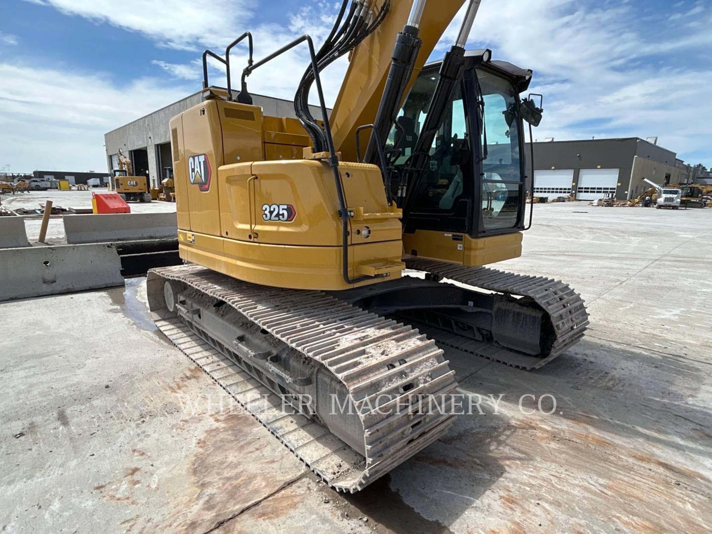 2022 Caterpillar 325 CF Excavator