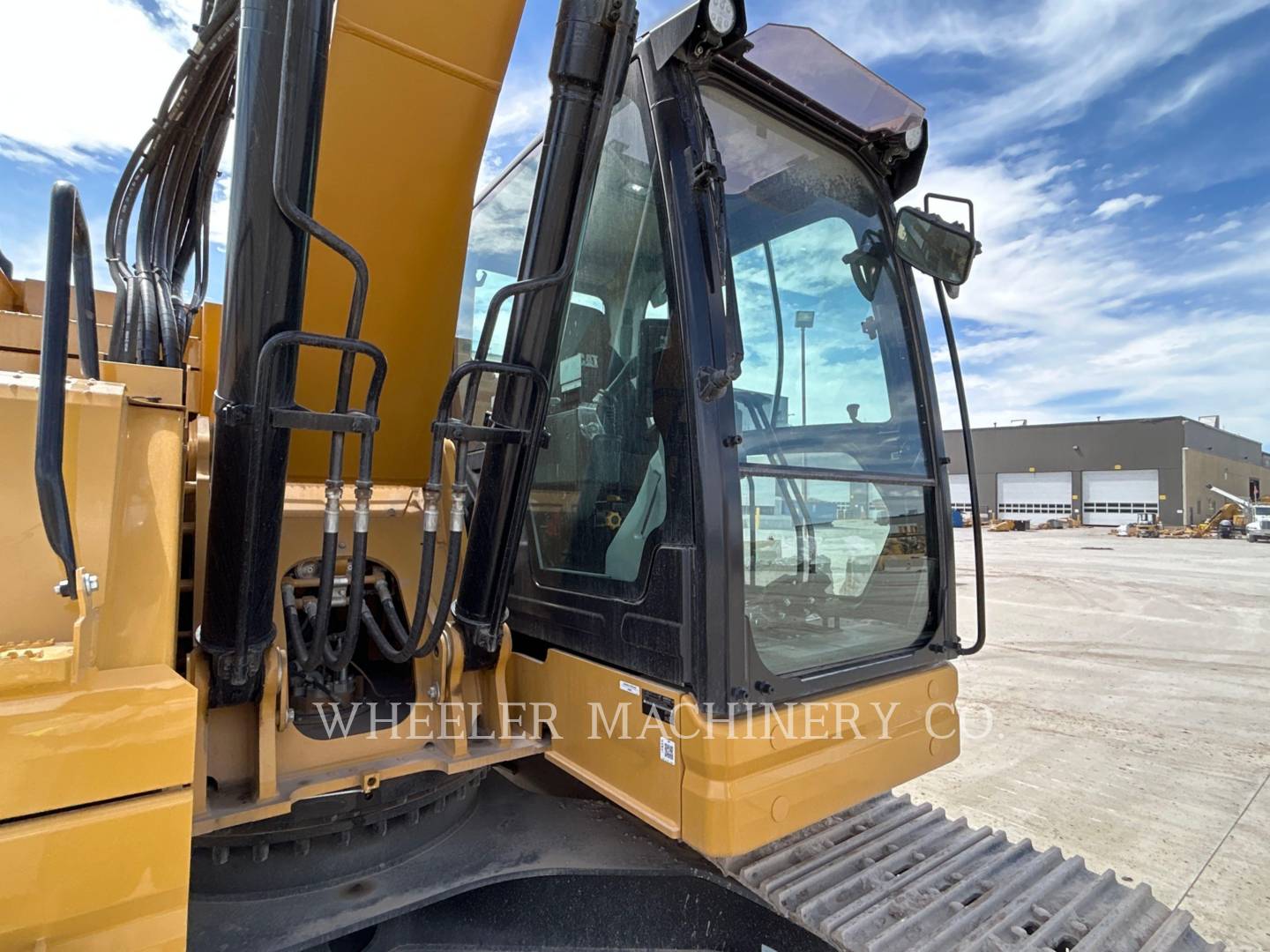 2022 Caterpillar 325 CF Excavator