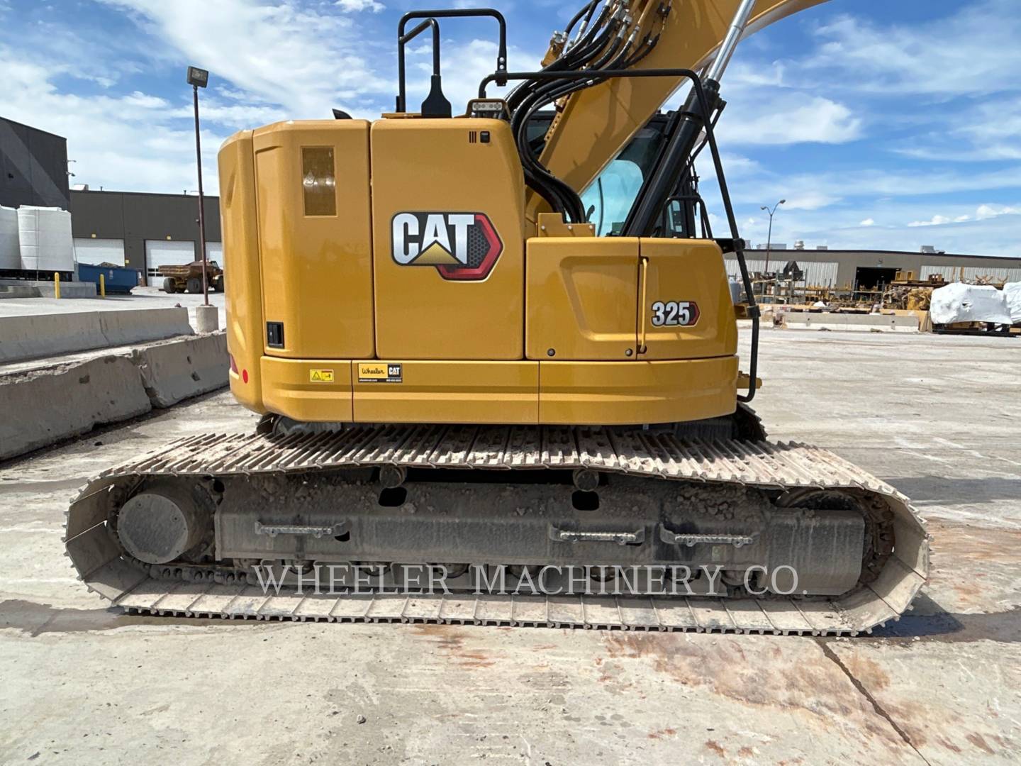 2022 Caterpillar 325 CF Excavator