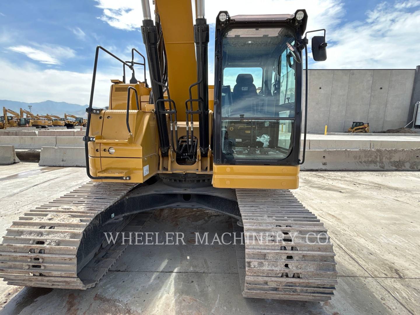 2022 Caterpillar 325 CF Excavator