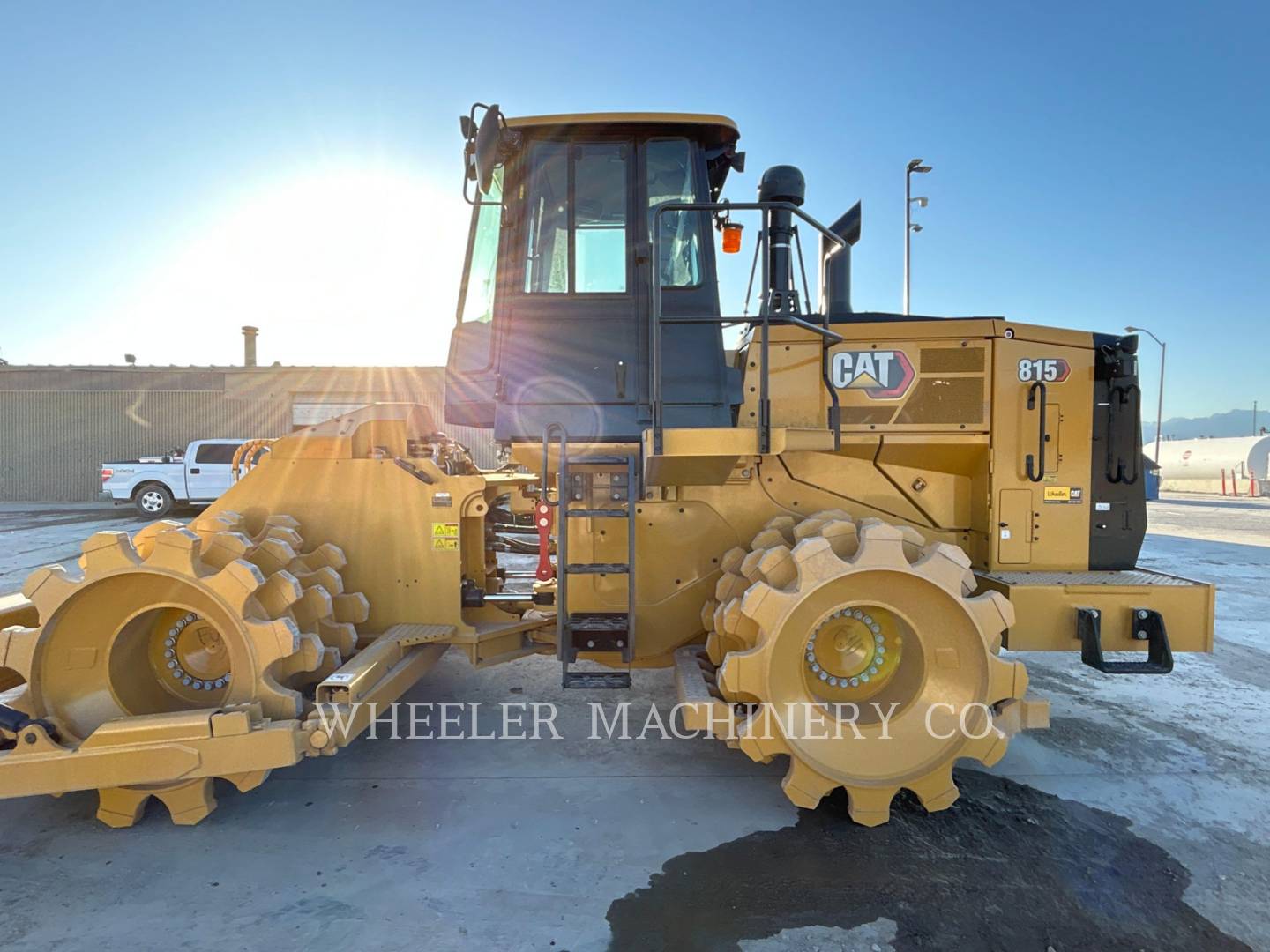 2023 Caterpillar 815 Compactor