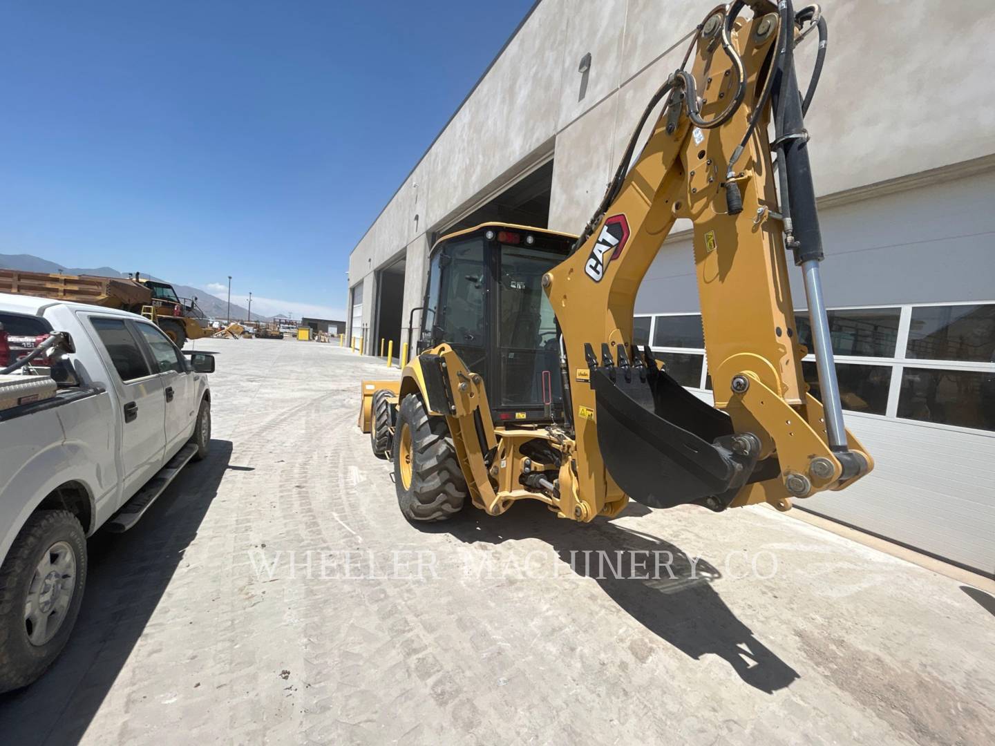 2023 Caterpillar 420 CF Tractor Loader Backhoe