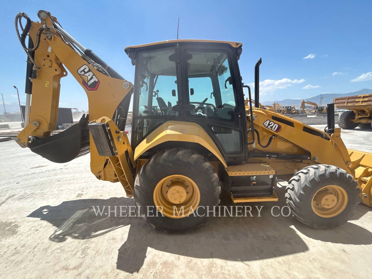 2023 Caterpillar 420 CF Tractor Loader Backhoe