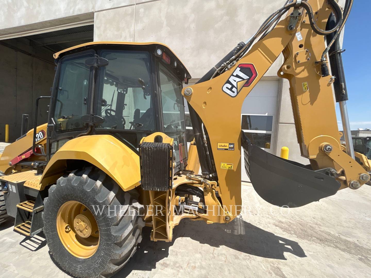 2023 Caterpillar 420 CF Tractor Loader Backhoe