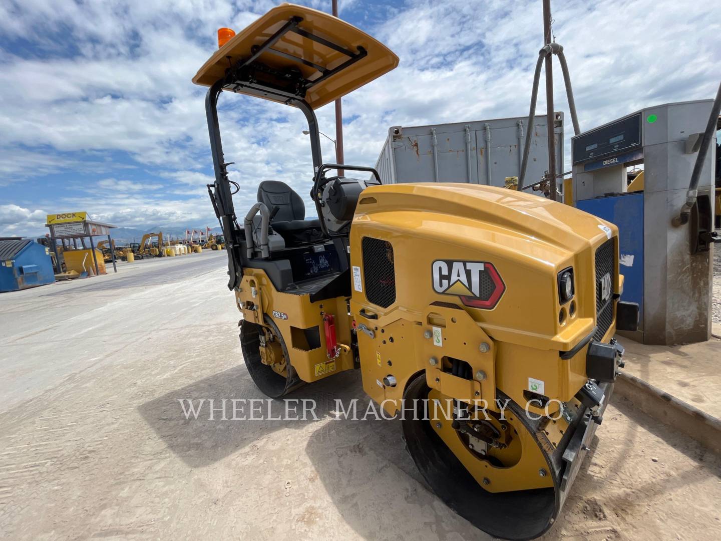 2023 Caterpillar CB2.5 GC Vibratory Double