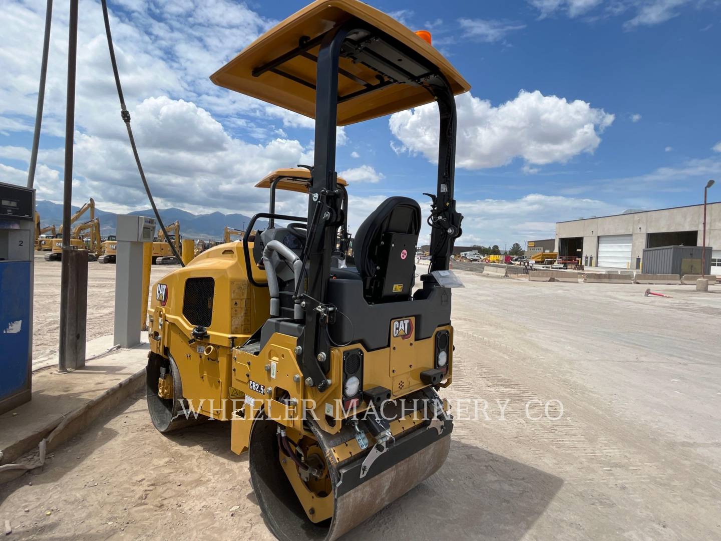 2023 Caterpillar CB2.5 GC Vibratory Double