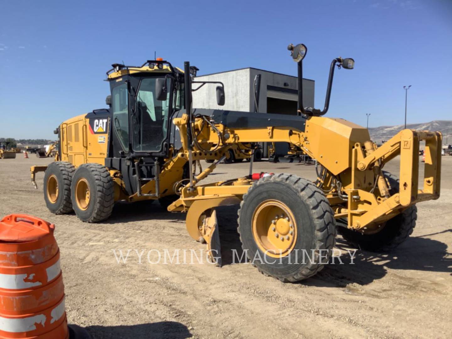 2011 Caterpillar 140M 2 Grader - Road