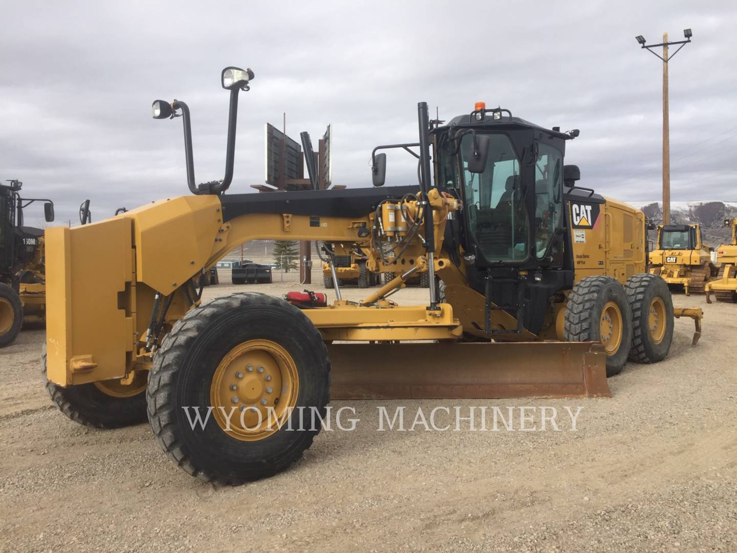 2014 Caterpillar 140M 2 Grader - Road