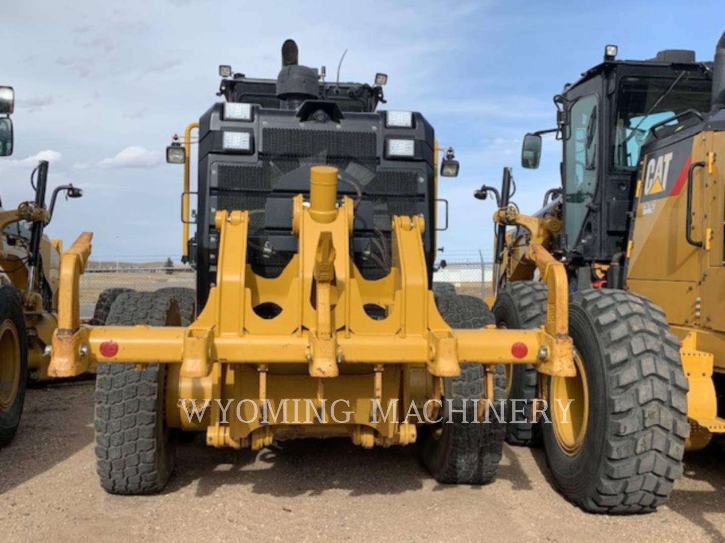 2014 Caterpillar 140M 2 Grader - Road