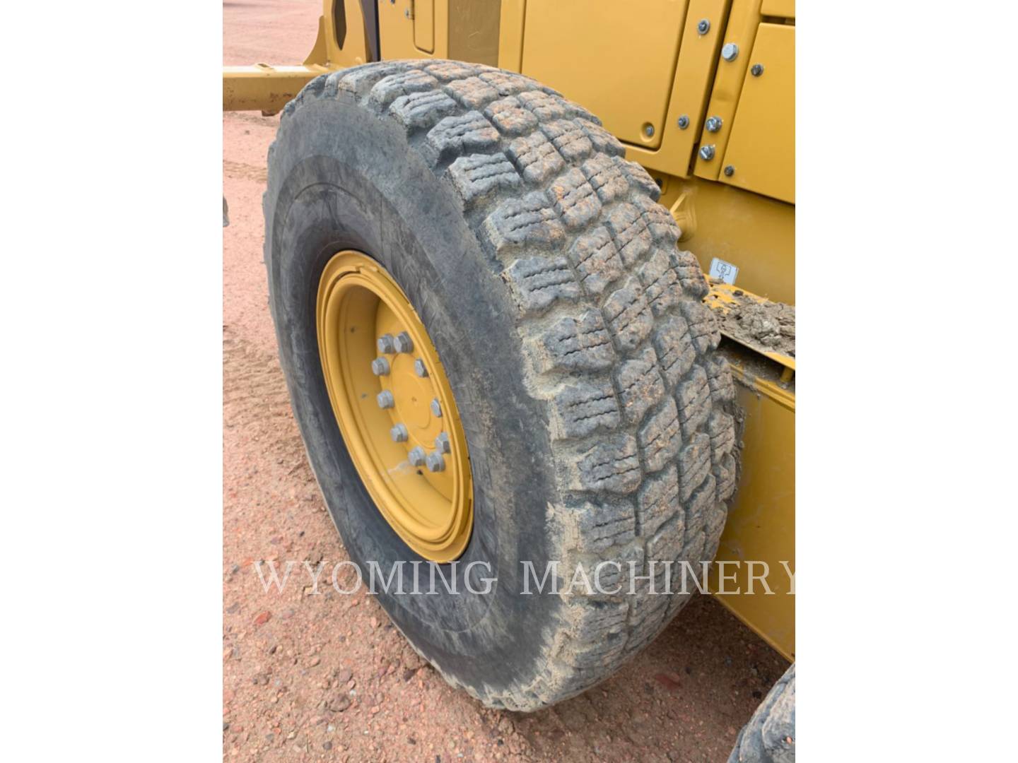 2013 Caterpillar 140M 2 Grader - Road