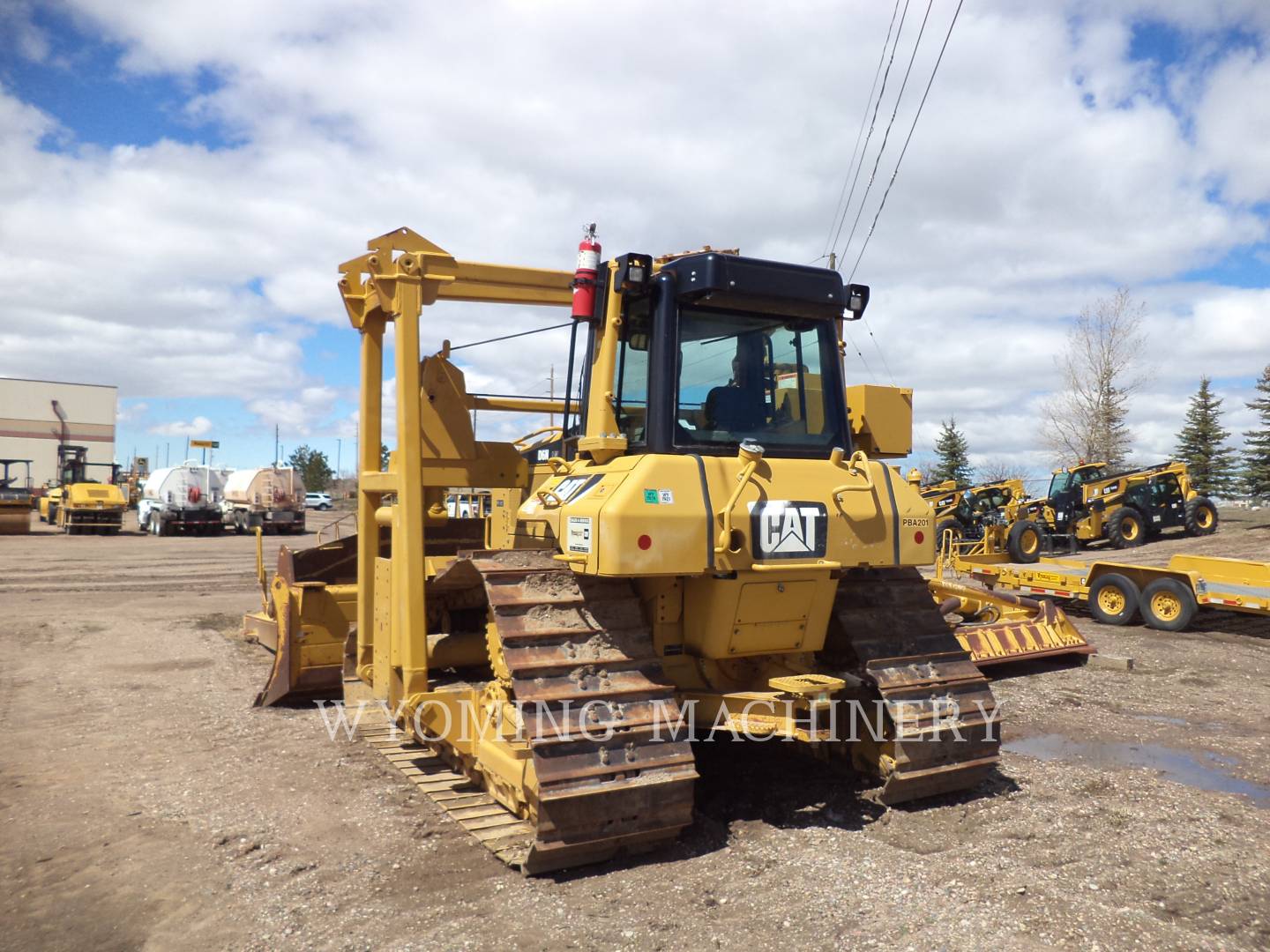 2011 Caterpillar D6N LGP Crawler Pipe Layer