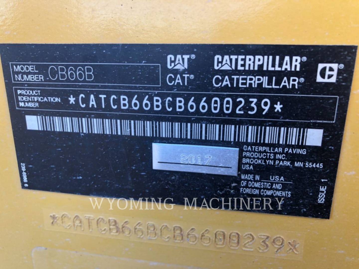 2017 Caterpillar CB66B Compactor