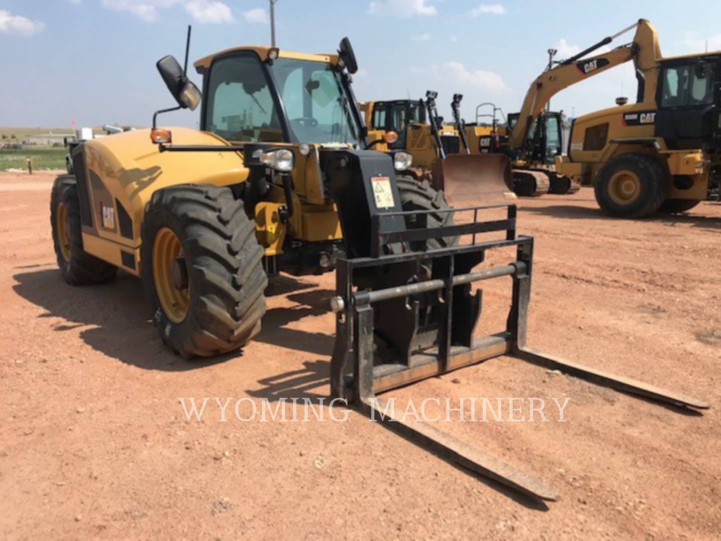 2019 Caterpillar TH408D TeleHandler