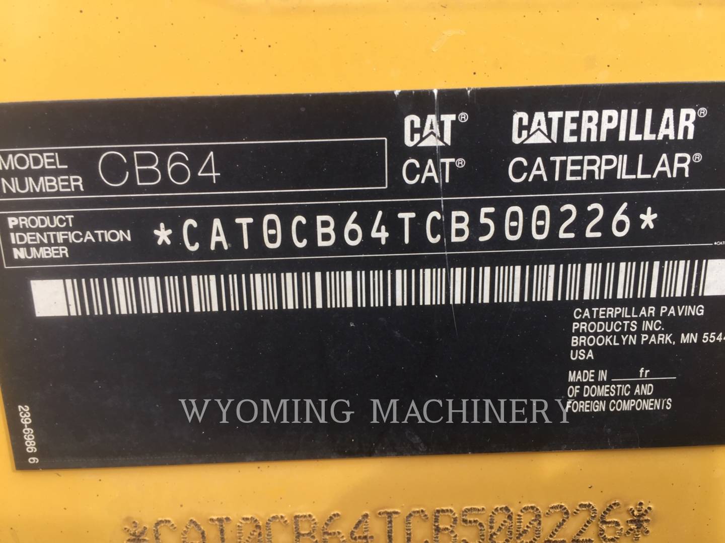 2015 Caterpillar CB64 Compactor