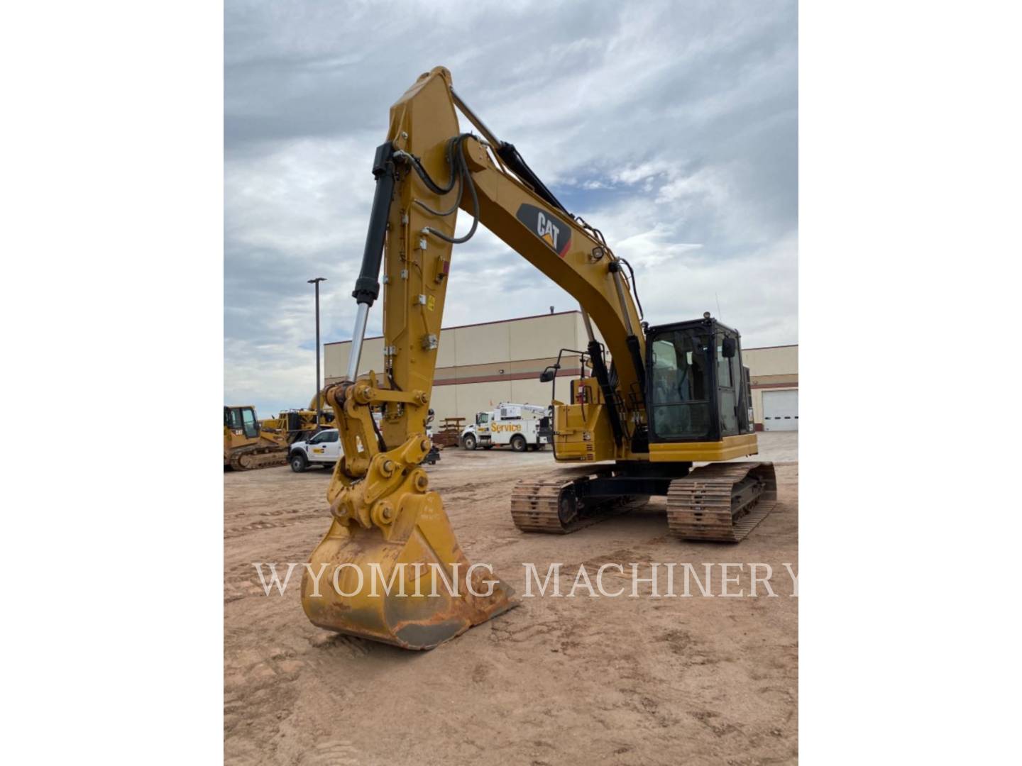 2019 Caterpillar 325FL Excavator