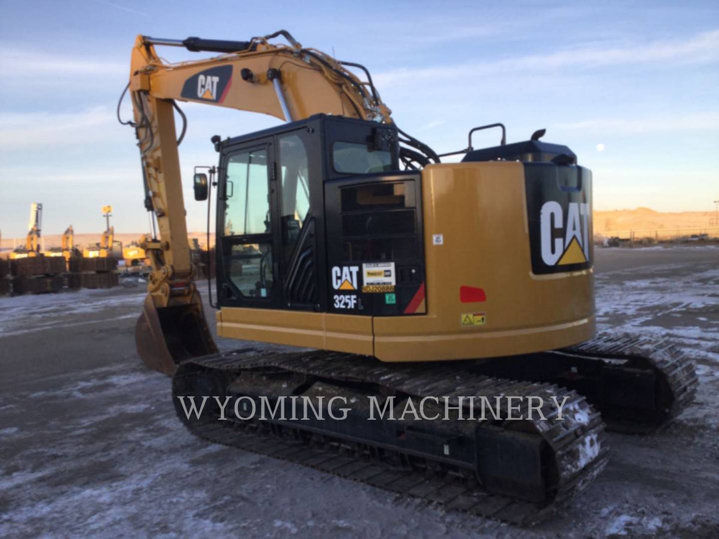 2019 Caterpillar 325FL Excavator