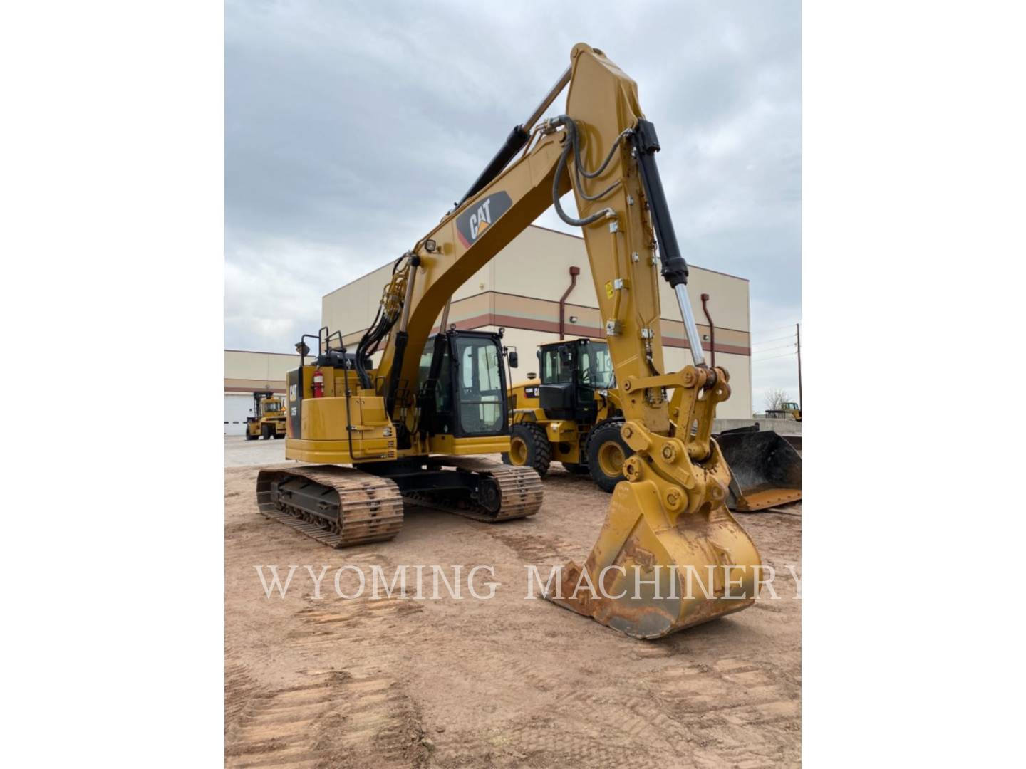 2019 Caterpillar 325FL Excavator