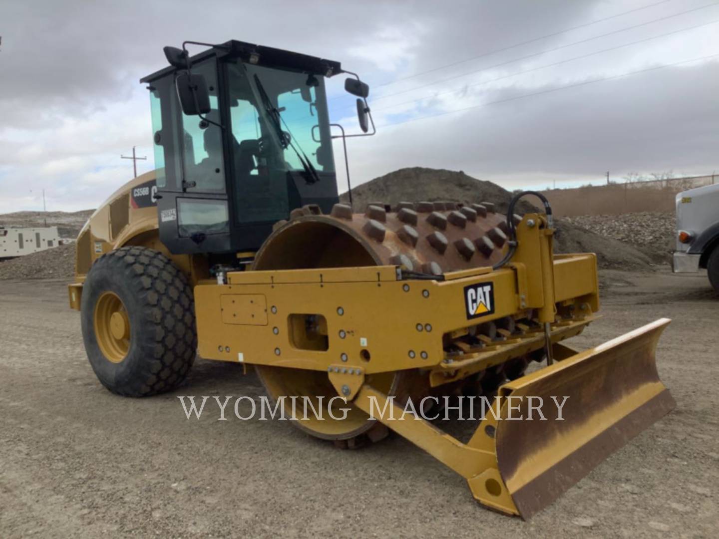 2020 Caterpillar CS56B Compactor