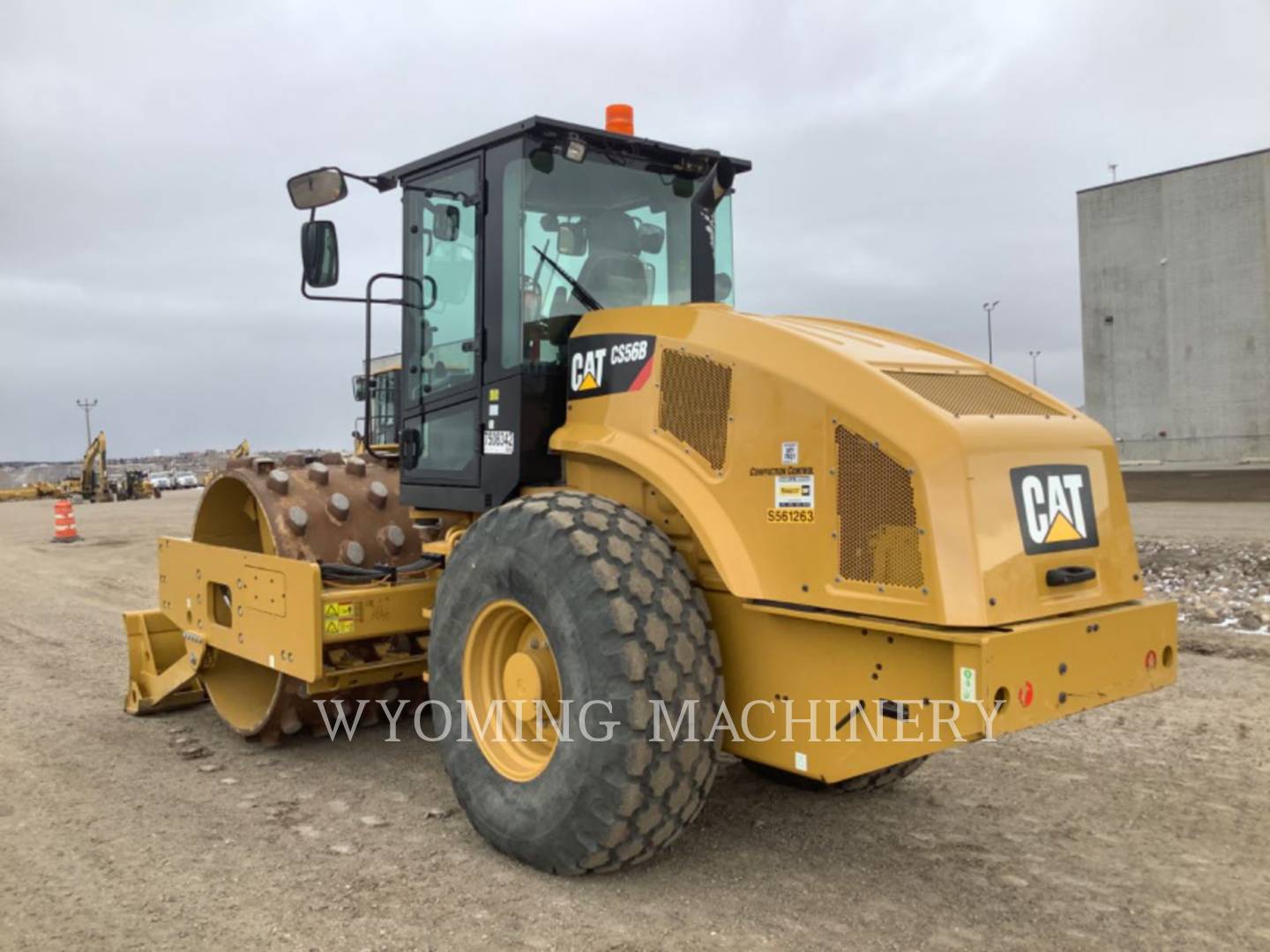 2020 Caterpillar CS56B Compactor