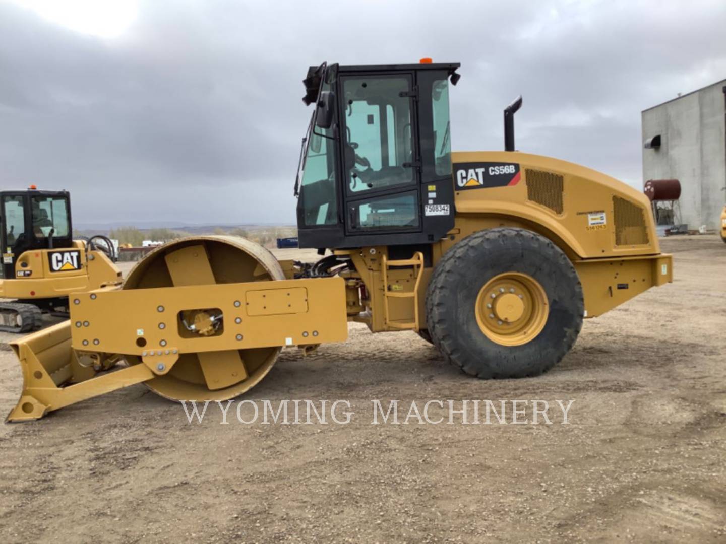 2020 Caterpillar CS56B Compactor