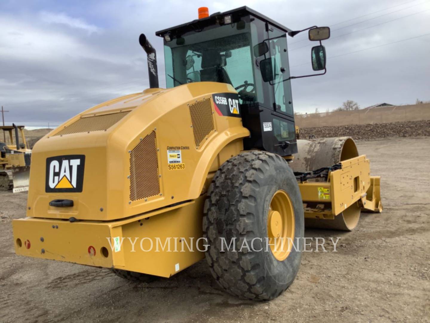 2020 Caterpillar CS56B Compactor